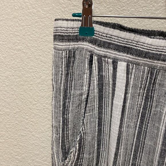Drew Striped Pull On Pants Size Medium - Picture 4 of 5